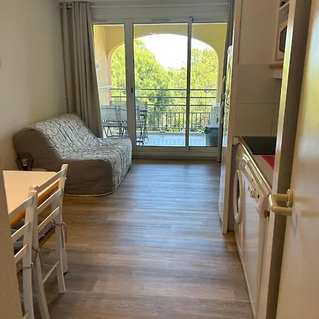 Entre Et Piscine Hyères