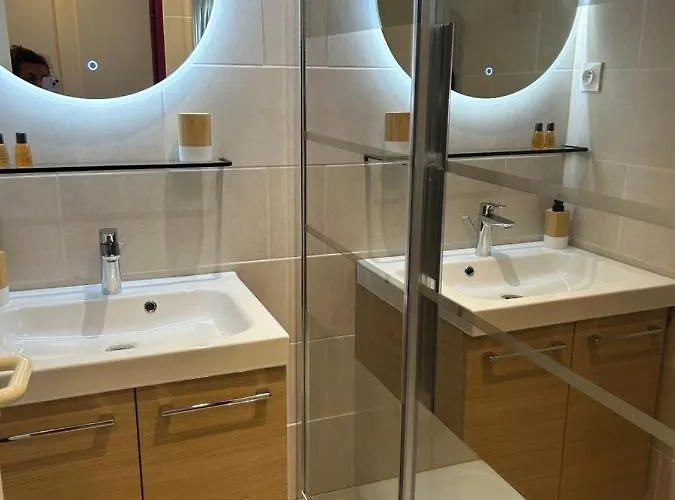 Entre Et Piscine Hyères